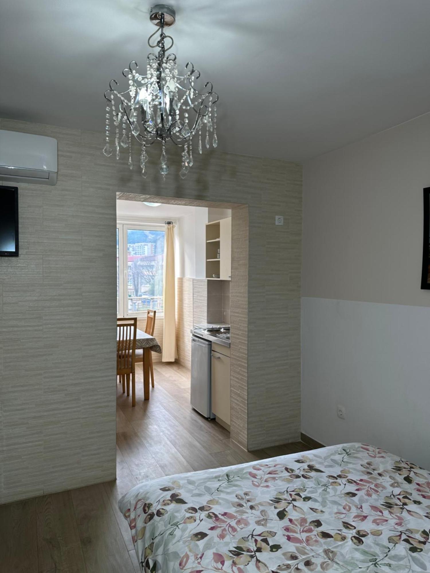 Apartmani Simona Budva Exteriör bild