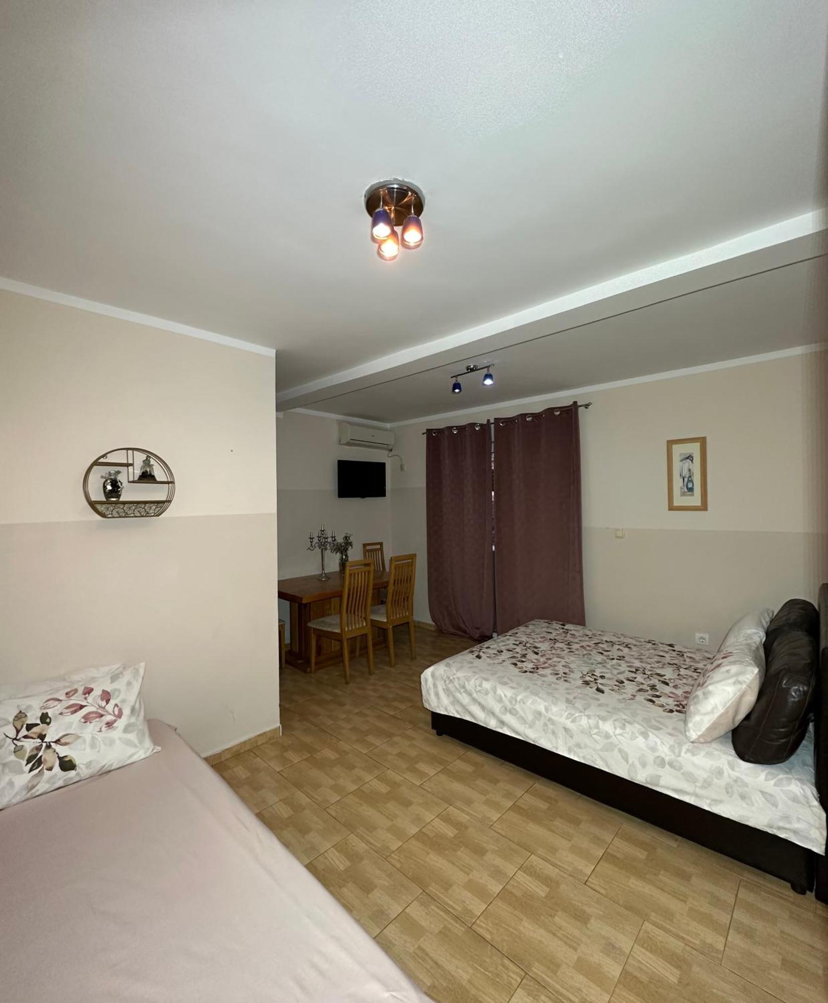 Apartmani Simona Budva Exteriör bild