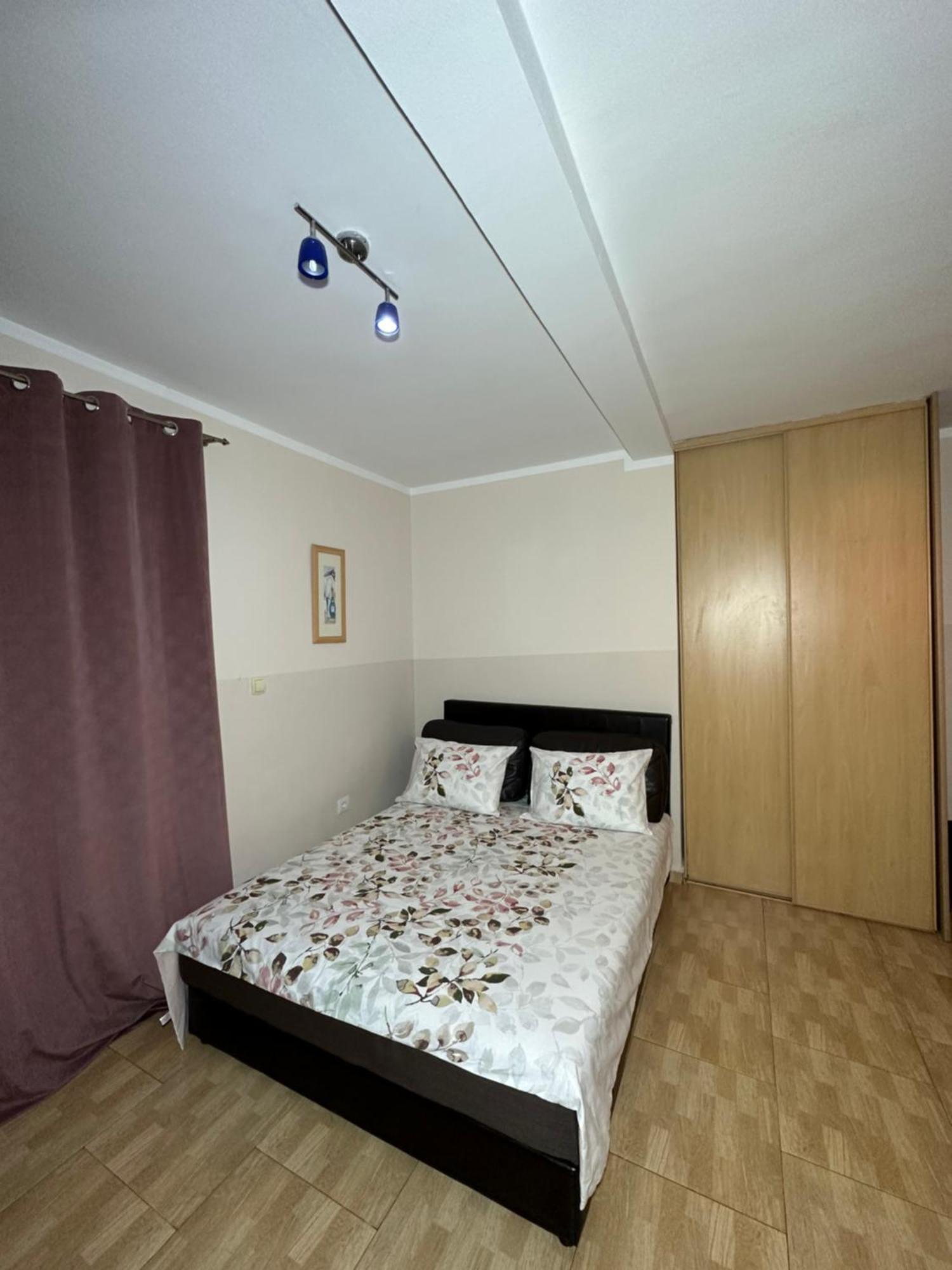 Apartmani Simona Budva Exteriör bild