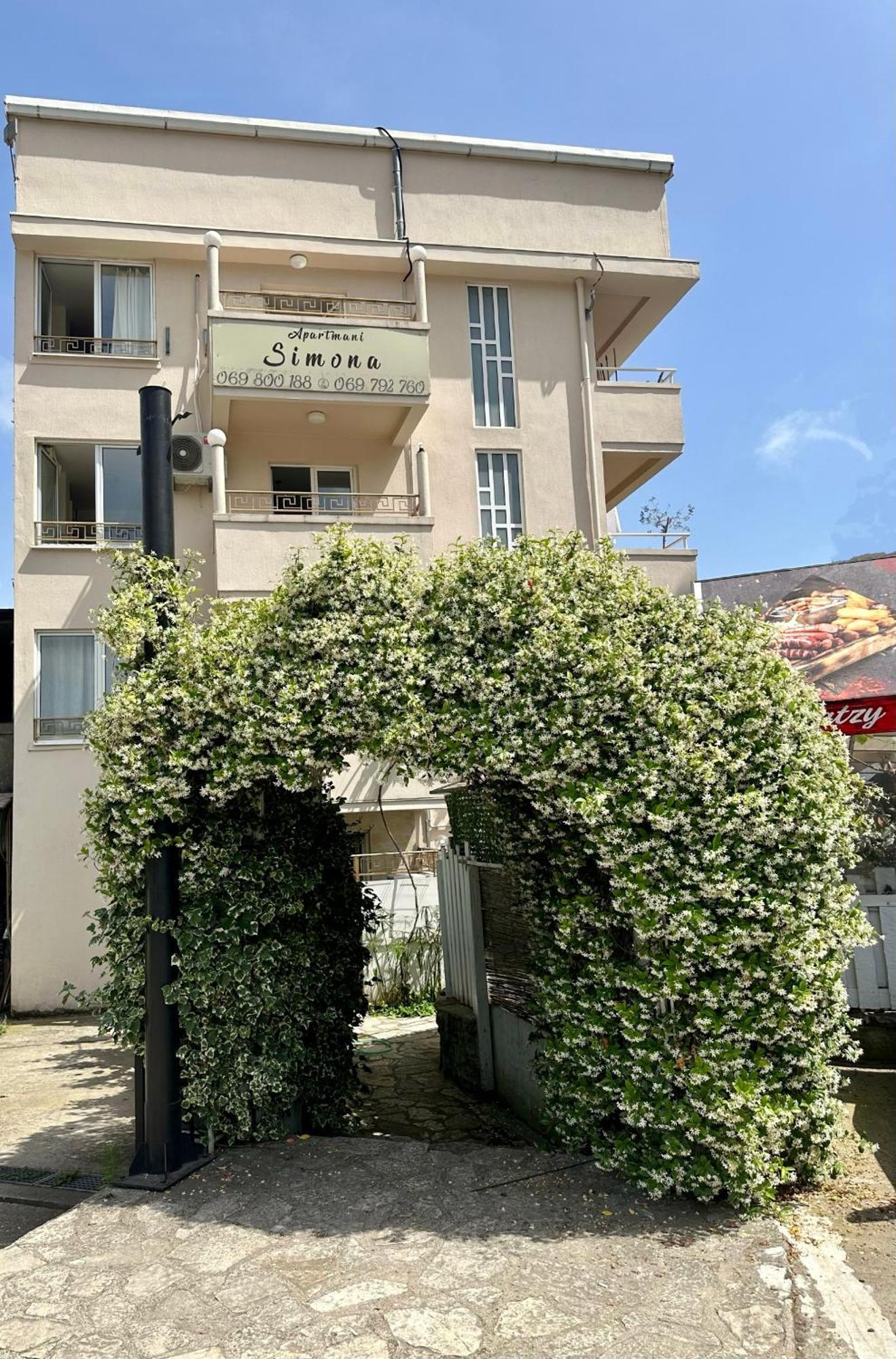 Apartmani Simona Budva Exteriör bild